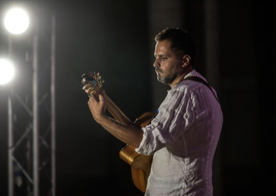 Chitarra fingerstyle 17