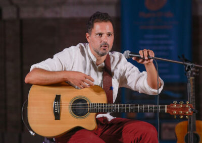 Chitarra fingerstyle 21