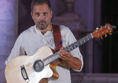 Chitarra fingerstyle 4