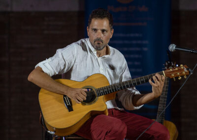 Chitarra fingerstyle 61