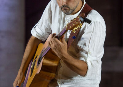 Chitarra fingerstyle 68